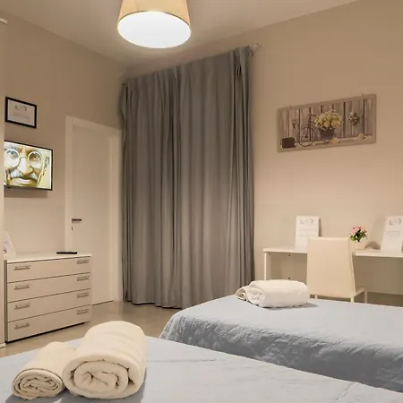 فندق مبيت وإفطار Europa Bed بارما